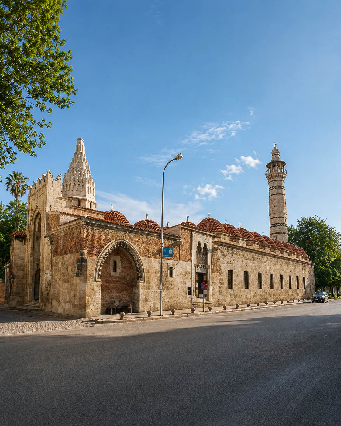 Ulu Cami and Old Bazaar